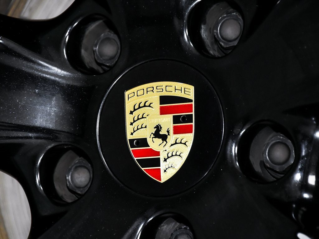 Used 2021 Porsche Cayenne Turbo w/ Assistance Package image 88