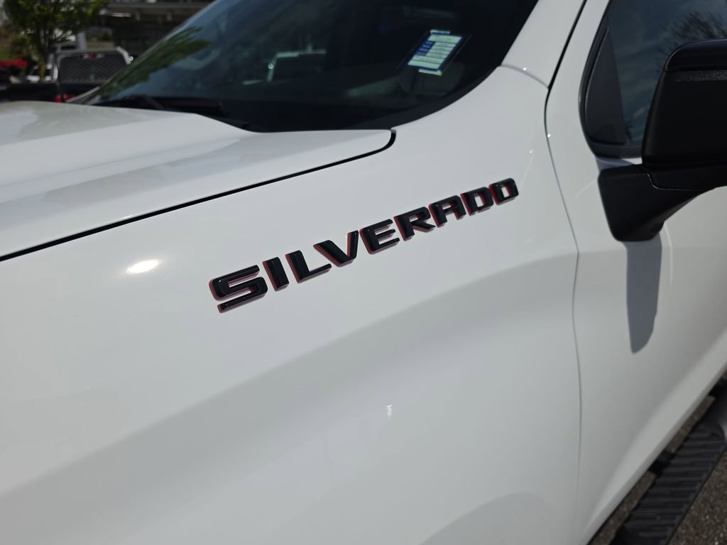New 2026 Chevrolet Silverado 1500 RST w/ Redline Edition AWD/4WD image 36