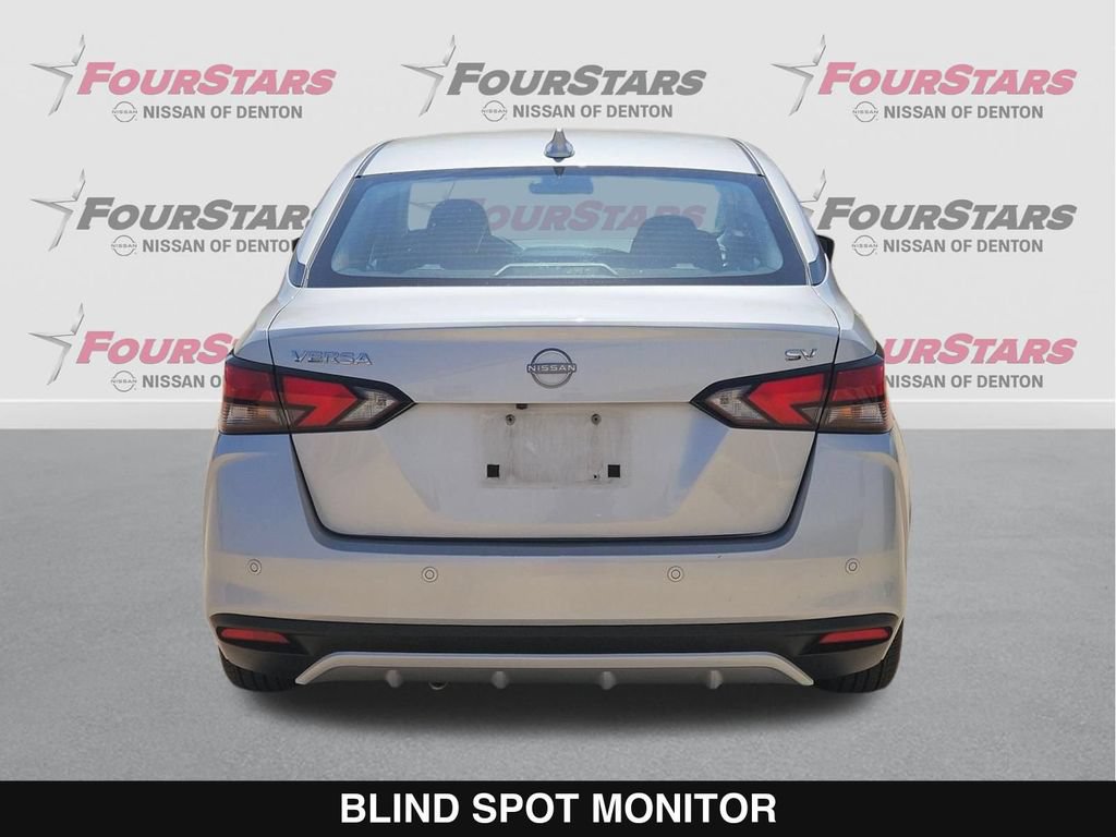 Used 2023 Nissan Versa SV FWD image 8
