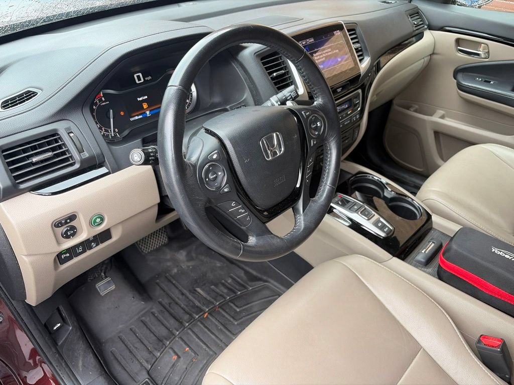 Used 2018 Honda Pilot Touring image 16
