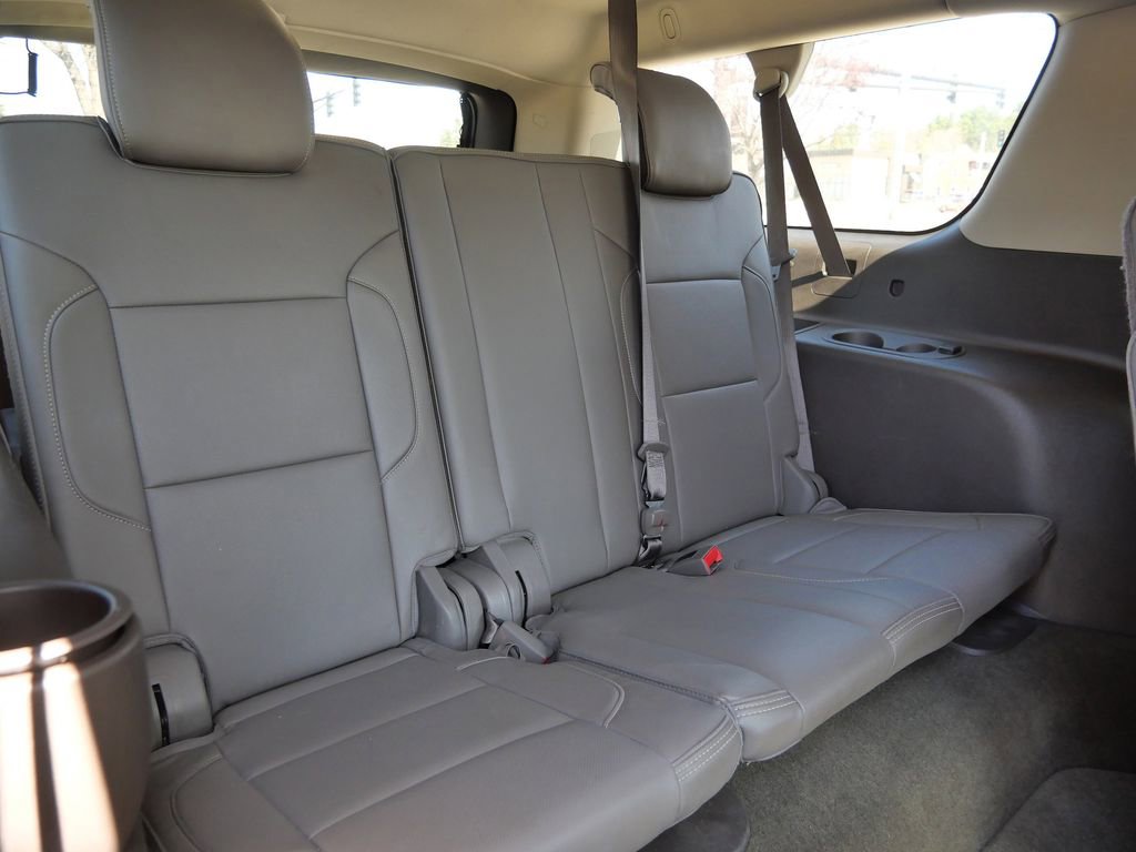 Used 2016 GMC Yukon XL Denali w/ Open Road Package AWD/4WD image 33