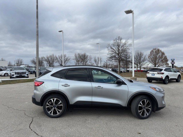 Used 2022 Ford Escape SEL w/ SEL Stealth AWD Package image 10