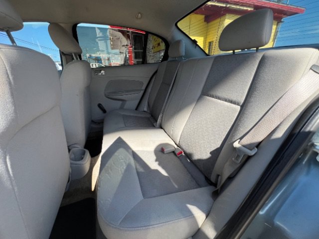 Used 2005 Chevrolet Cobalt Sedan FWD image 11