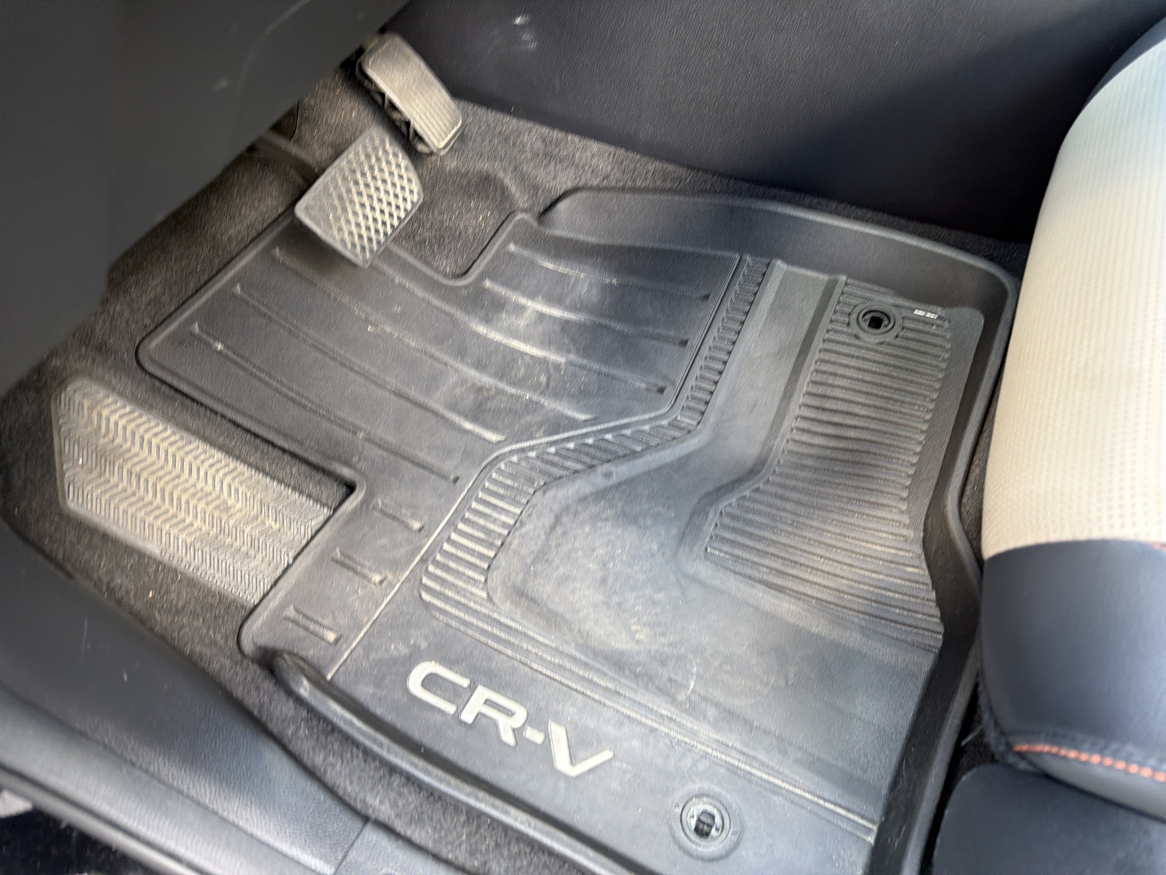 Used 2024 Honda CR-V Sport Touring image 15