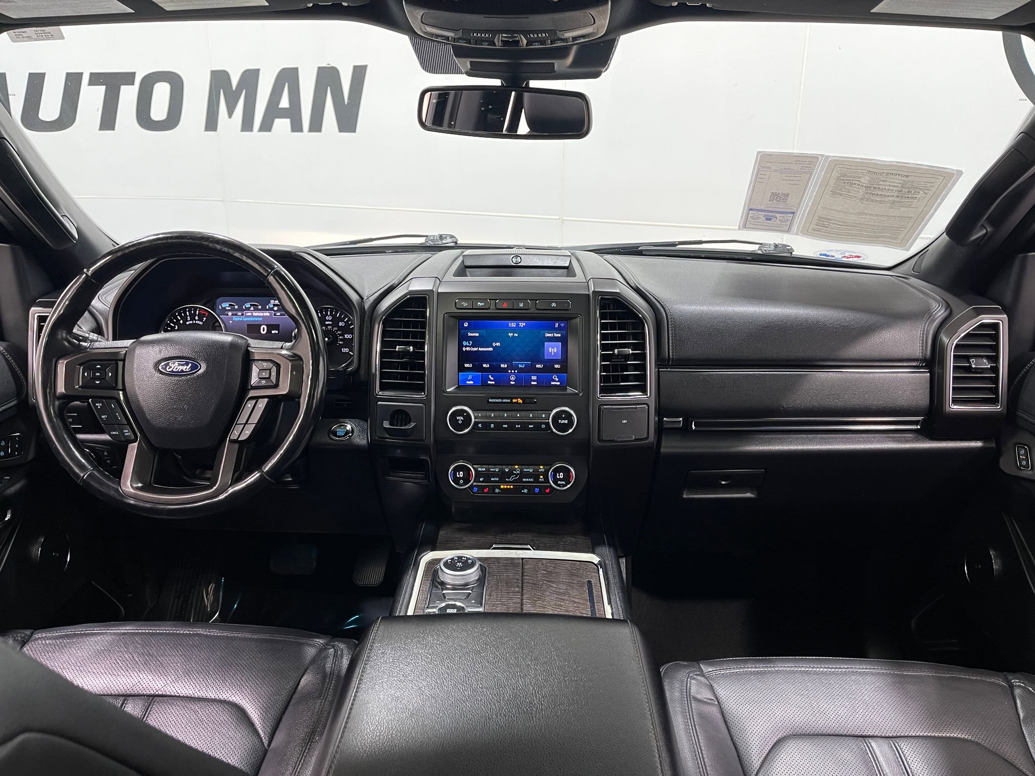 Used 2021 Ford Expedition Max Limited AWD/4WD image 19