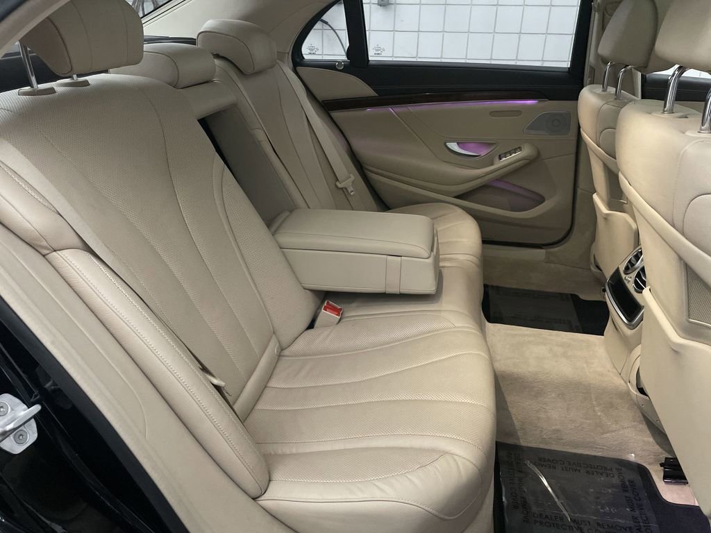 Used 2015 Mercedes-Benz S 550 4MATIC Sedan image 21