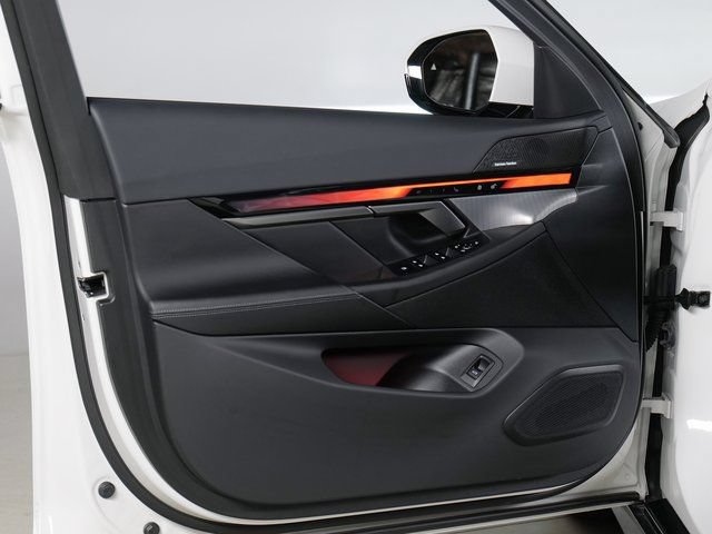 Used 2024 BMW i5 eDrive40i w/ M Sport Package RWD image 26