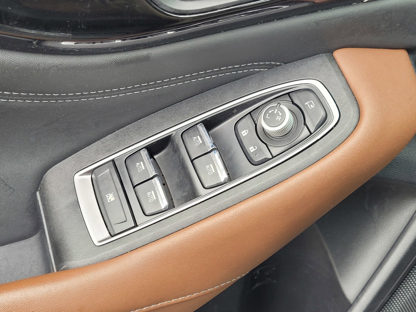 Used 2020 Subaru Outback Touring XT image 18