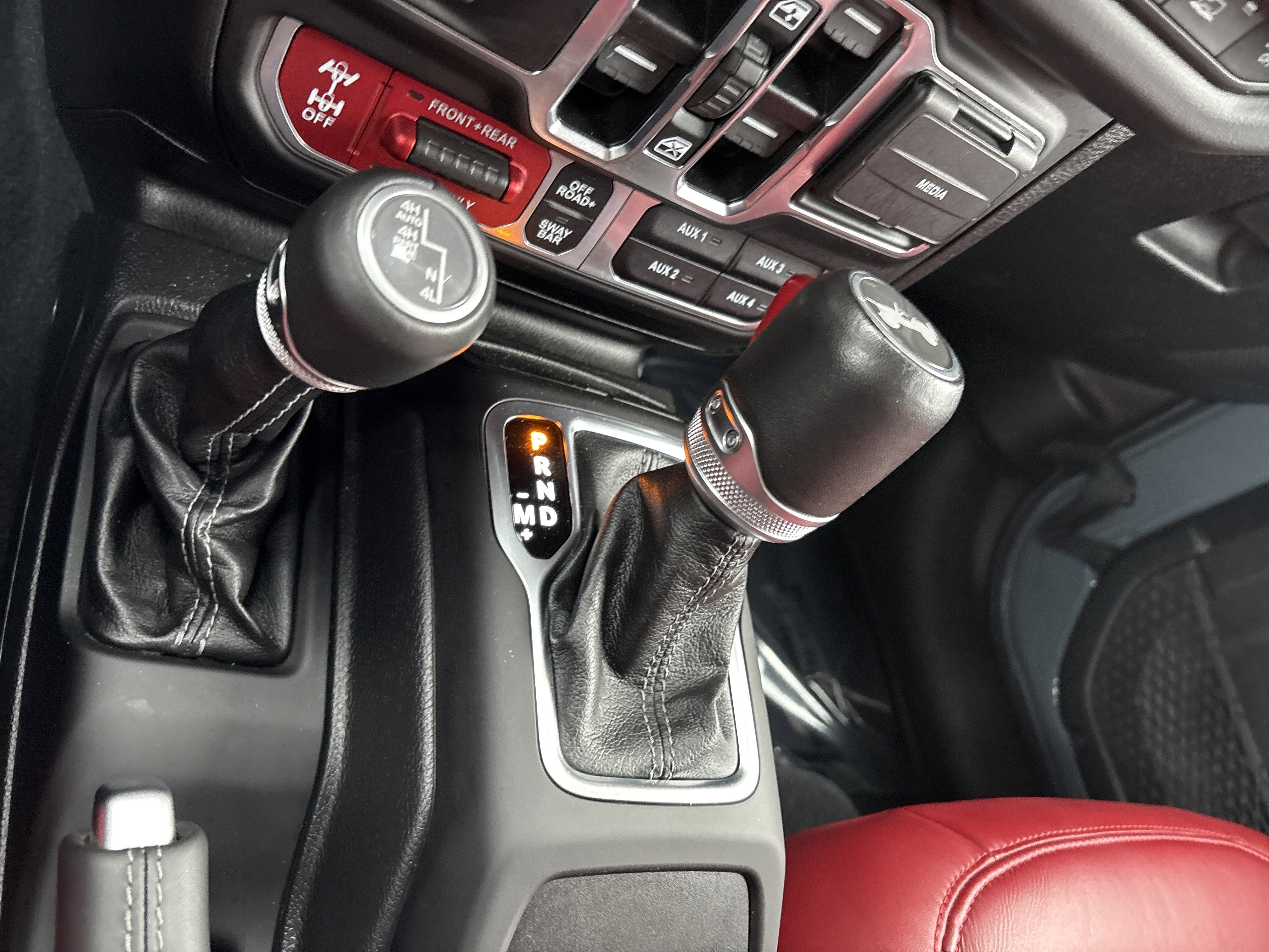 Certified 2024 Jeep Wrangler Unlimited Rubicon 392 w/ Dual Top Group AWD/4WD image 31