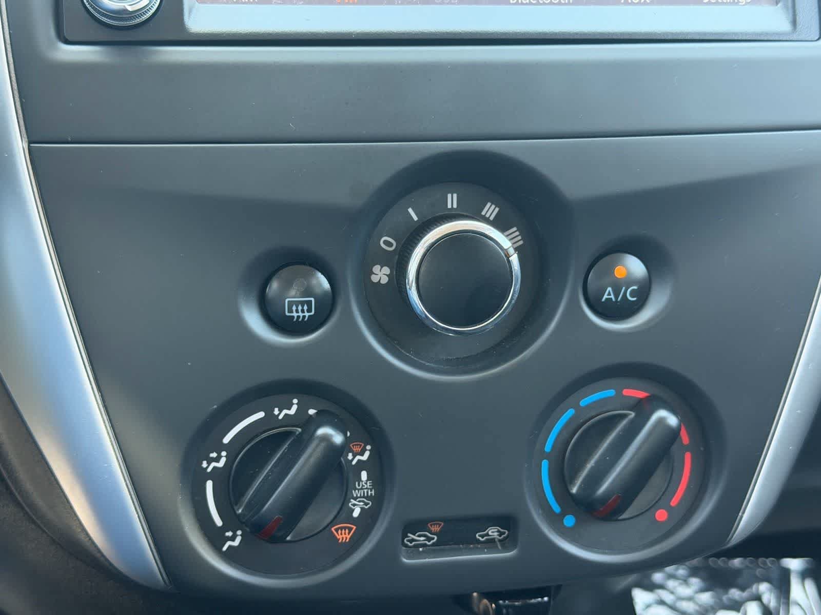 Certified 2019 Nissan Versa Note S FWD image 20