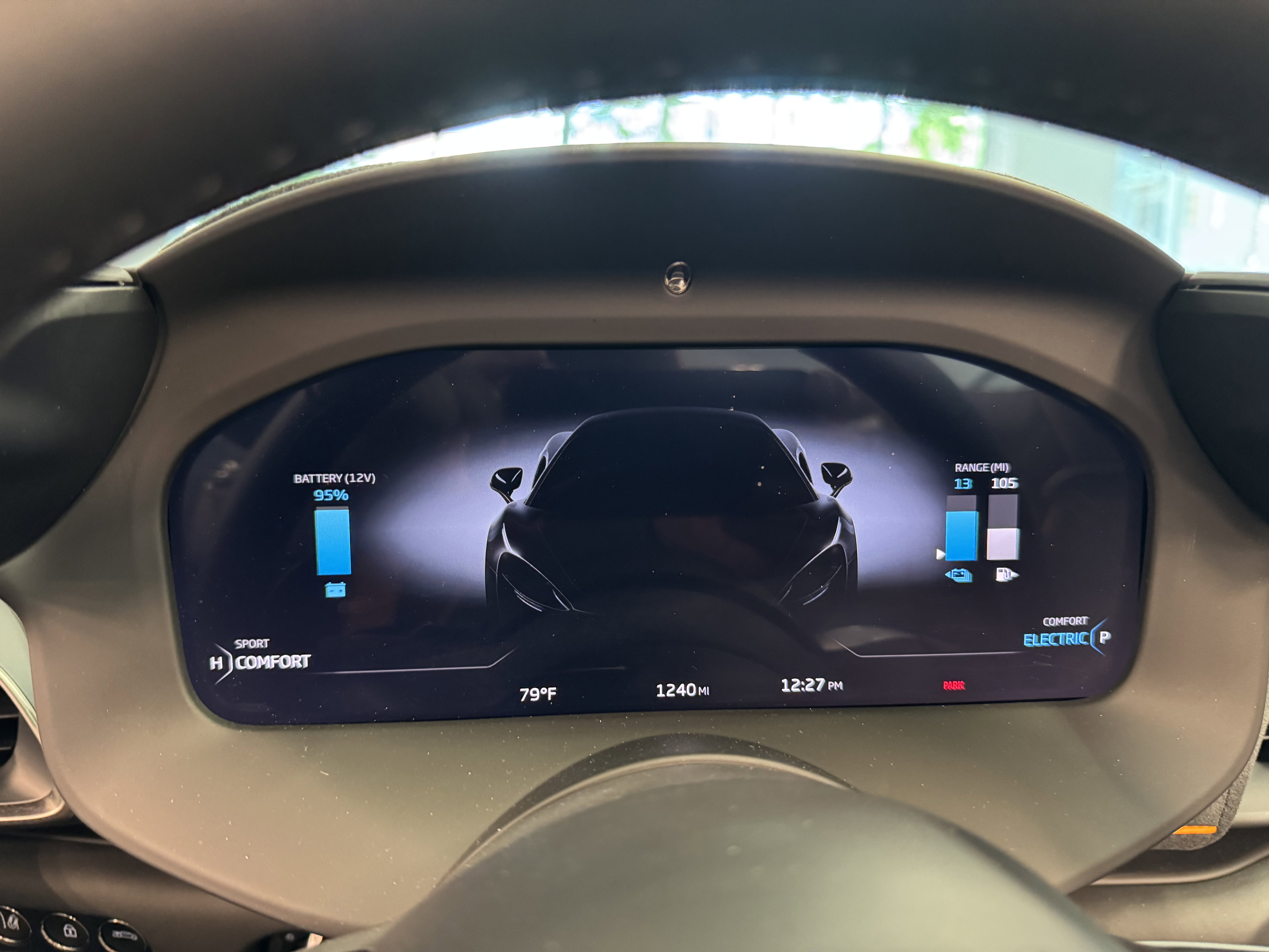 Used 2025 McLaren Artura Spider image 16