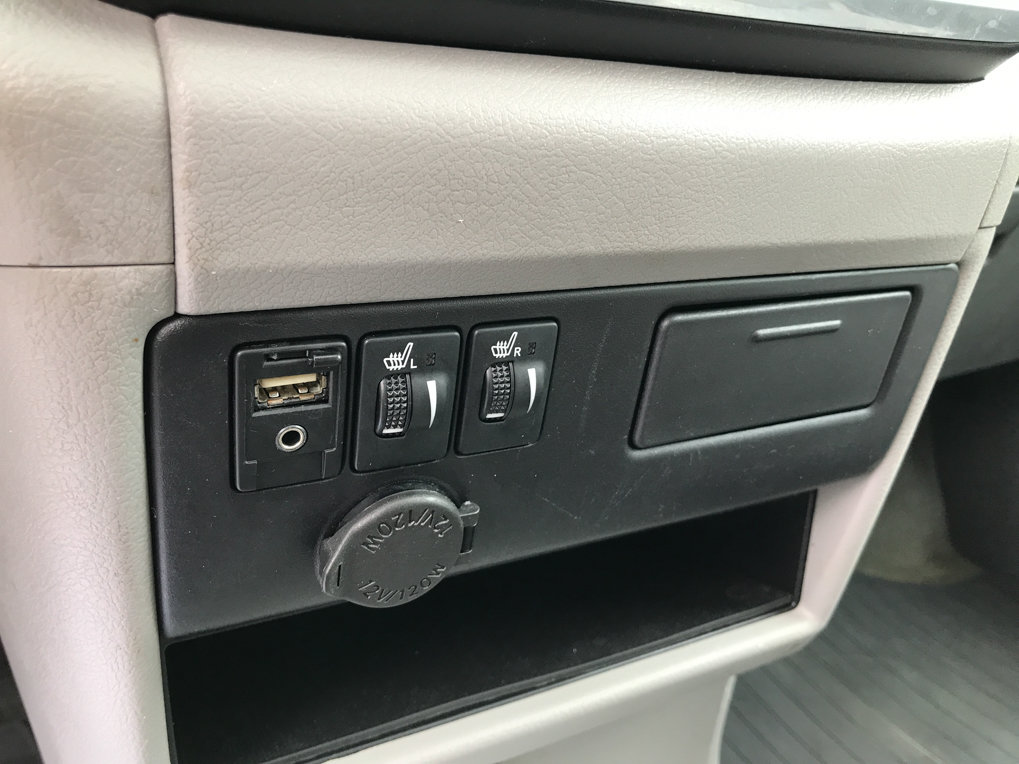 Used 2017 Toyota Sienna XLE FWD image 21