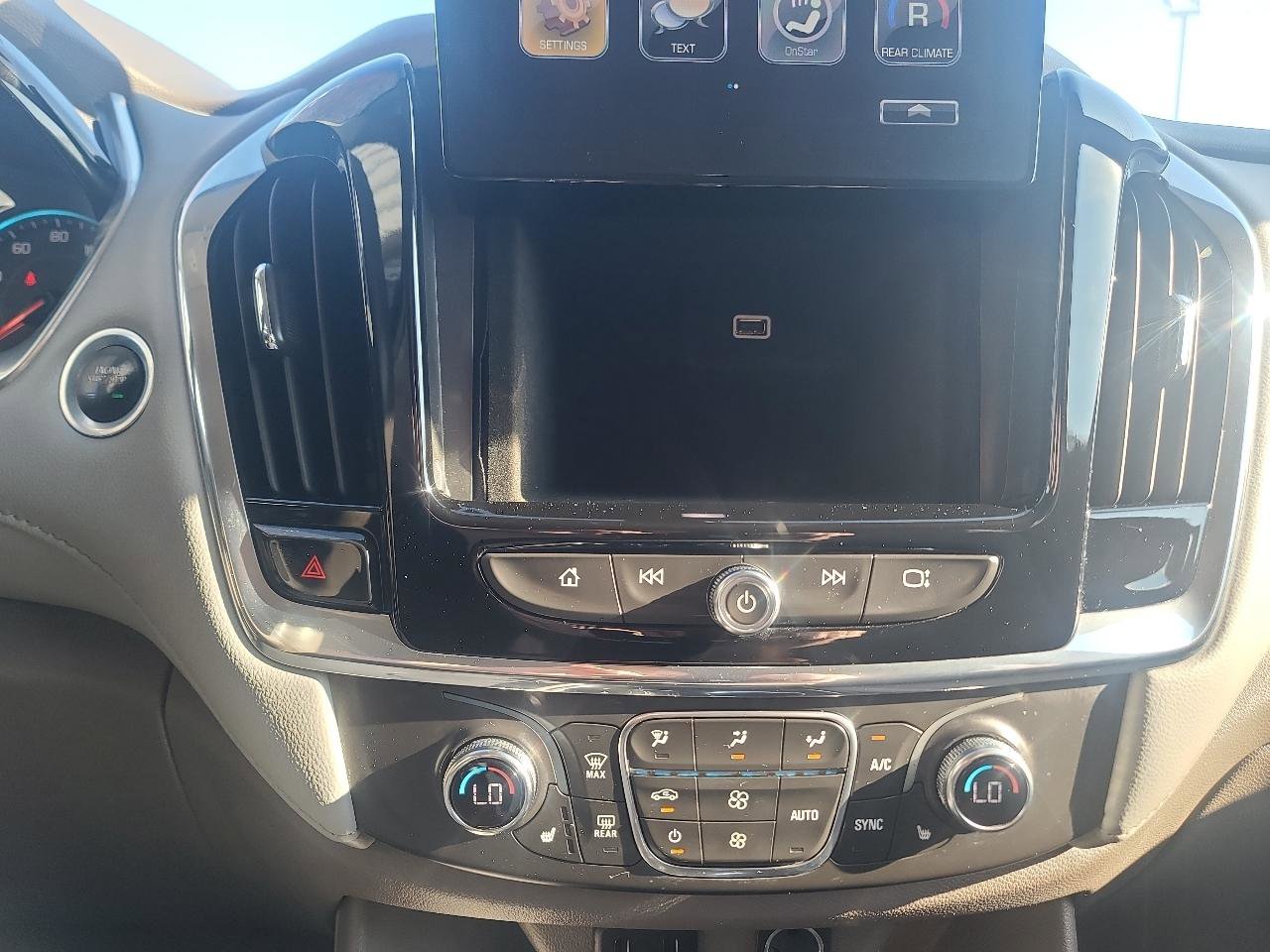 Used 2019 Chevrolet Traverse LT image 25
