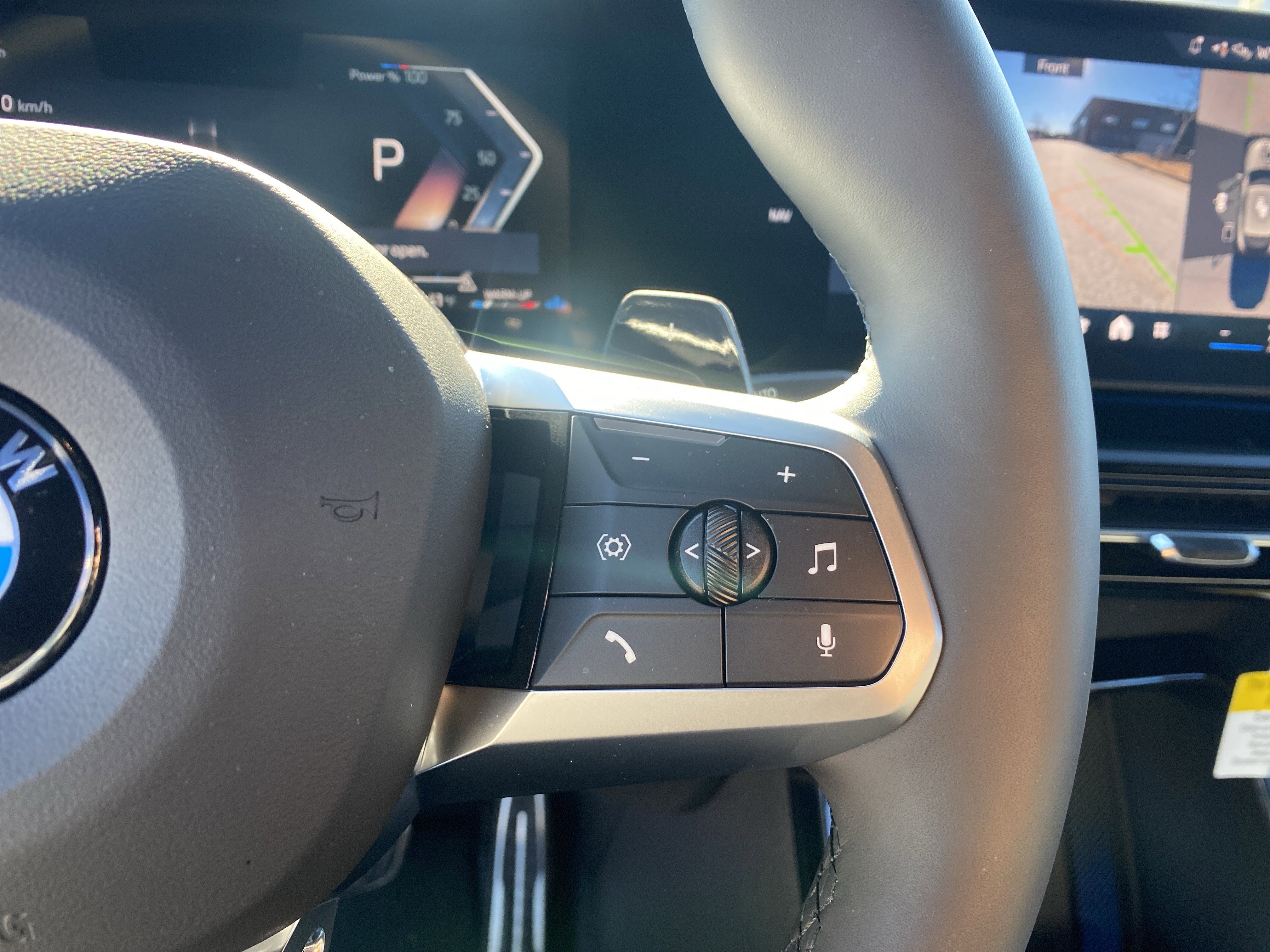 Used 2026 BMW X2 xDrive28i w/ Technology Package image 37