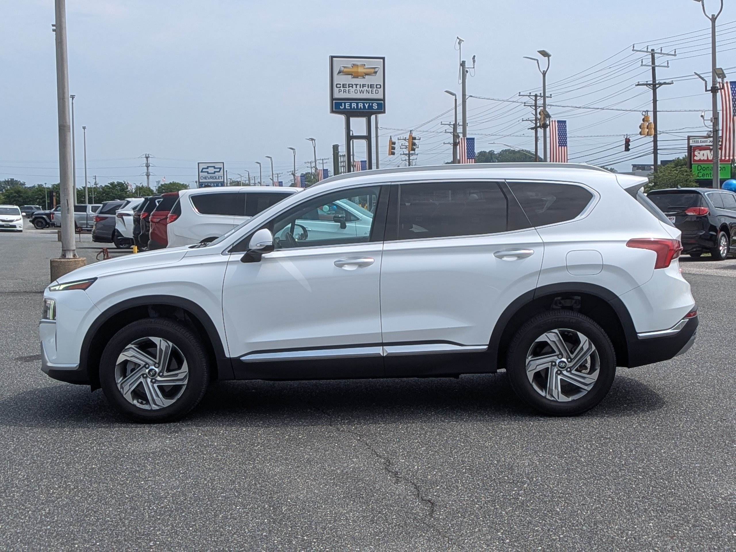 Used 2021 Hyundai Santa Fe SEL w/ Convenience + Premium Package AWD/4WD image 5