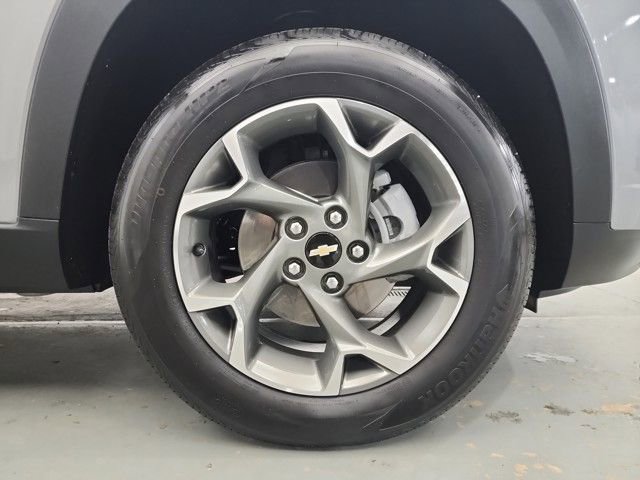 Used 2024 Chevrolet Trax LT image 40