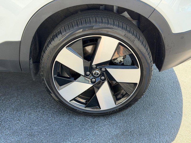 Used 2023 Volvo C40 P8 Recharge Ultimate AWD/4WD image 8