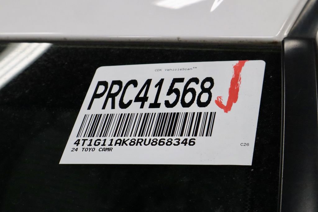 Used 2024 Toyota Camry SE image 32