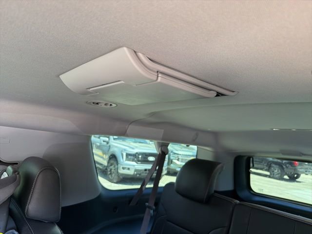 Used 2017 Chevrolet Suburban Premier image 23