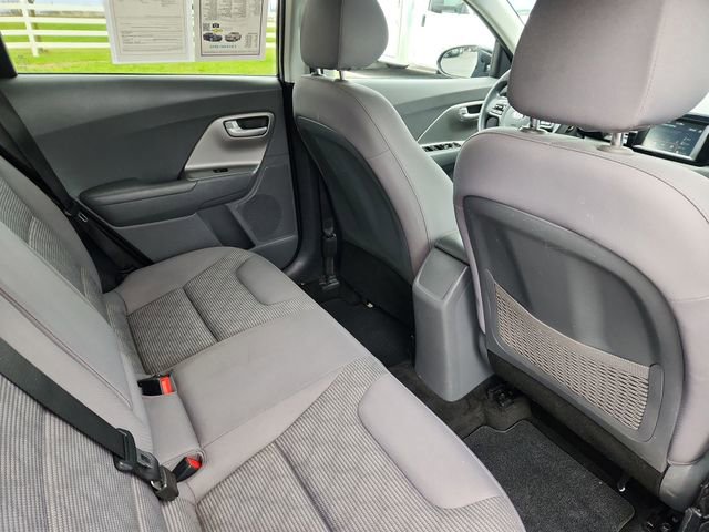 Used 2017 Kia Niro LX image 27