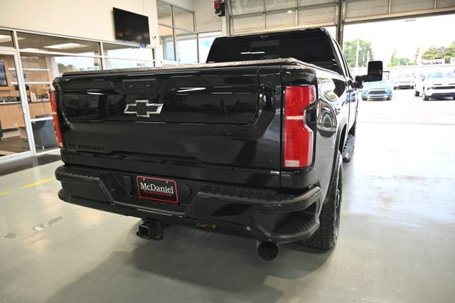 Used 2024 Chevrolet Silverado 2500 LTZ w/ LTZ Plus Package AWD/4WD image 5