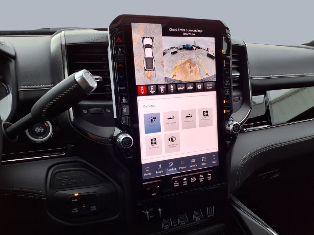 New 2025 RAM 3500 Limited image 9