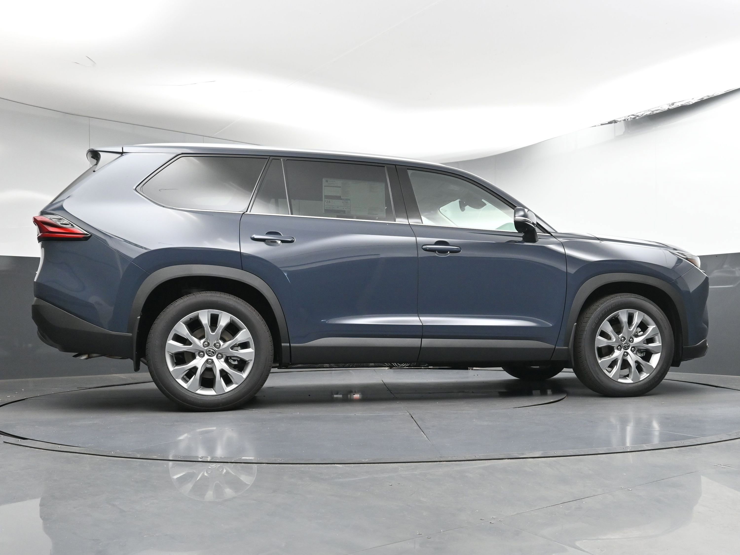 New 2026 Toyota Grand Highlander Limited image 22
