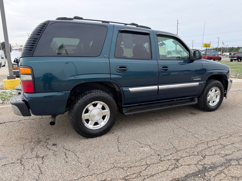 Used 2005 GMC Yukon SLT w/ SLT Preferred Equipment Group image 6