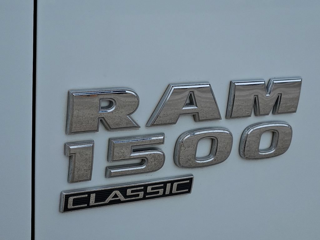 Used 2022 RAM 1500 Classic SLT w/ Electronics Group AWD/4WD image 10