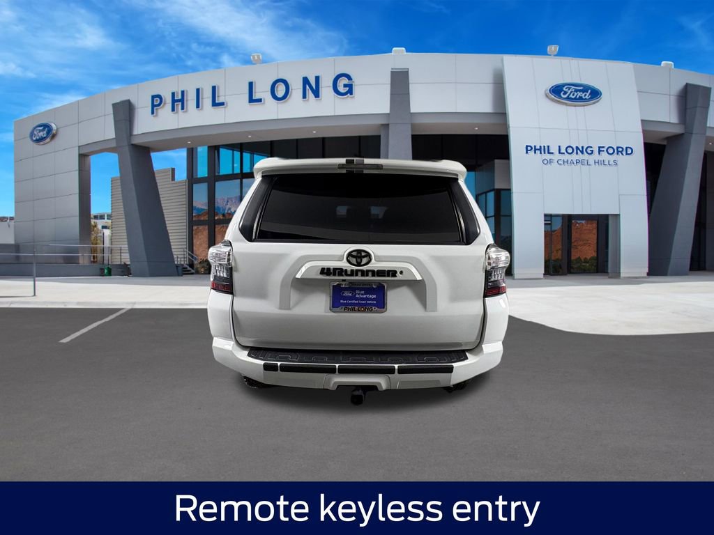 Used 2020 Toyota 4Runner Venture AWD/4WD image 4