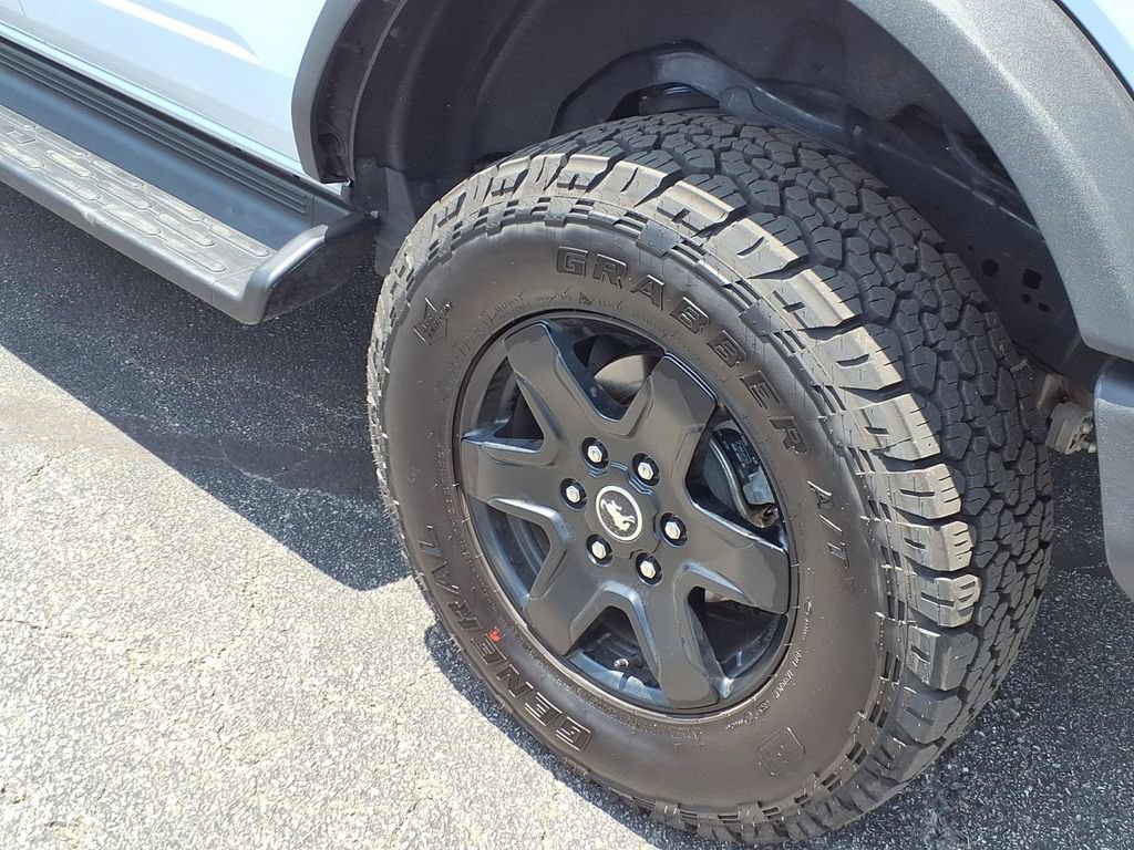 Used 2025 Ford Bronco Outer Banks AWD/4WD image 27