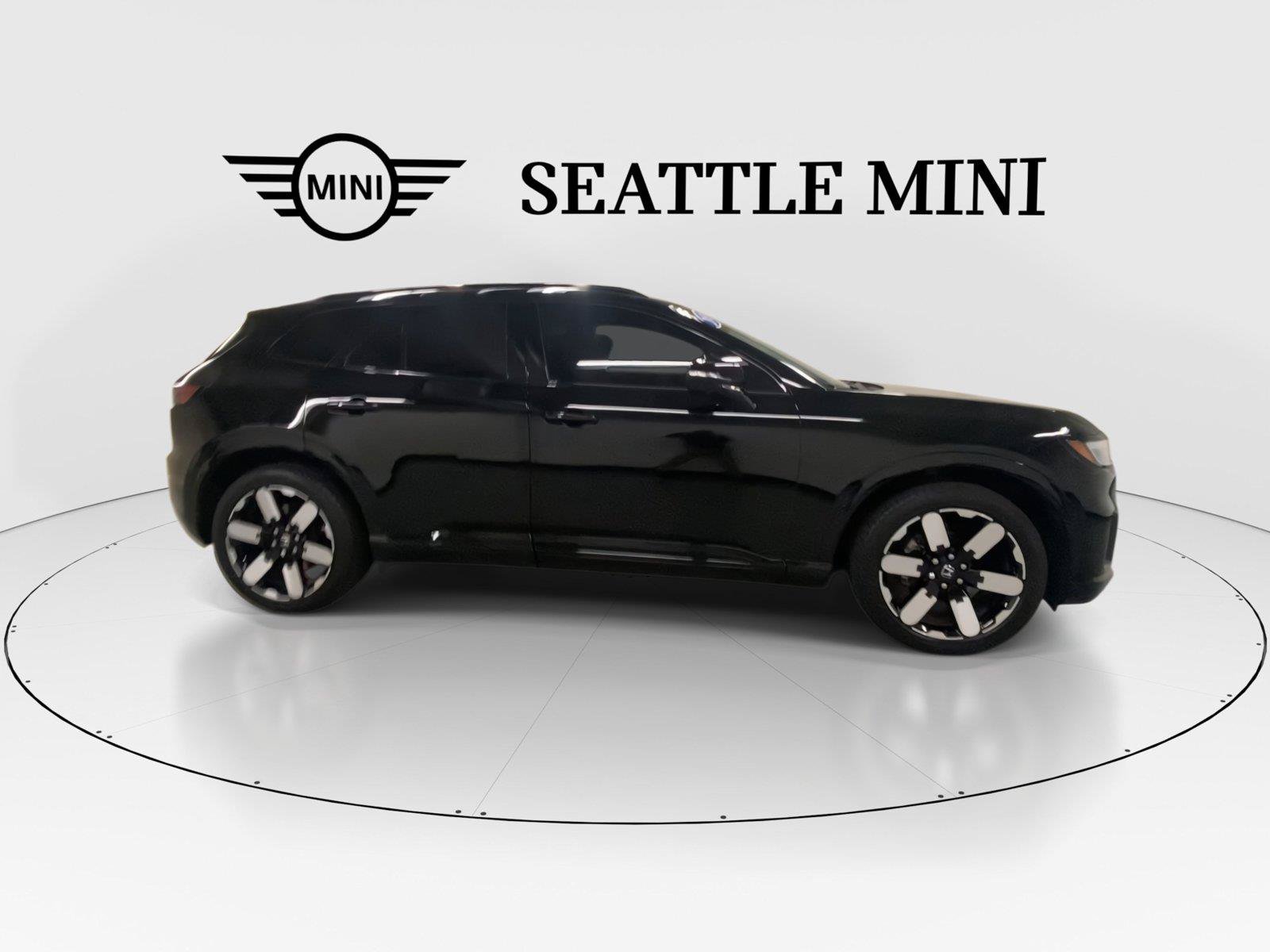 Used 2026 MINI Cooper 2-Door Hardtop FWD image 13