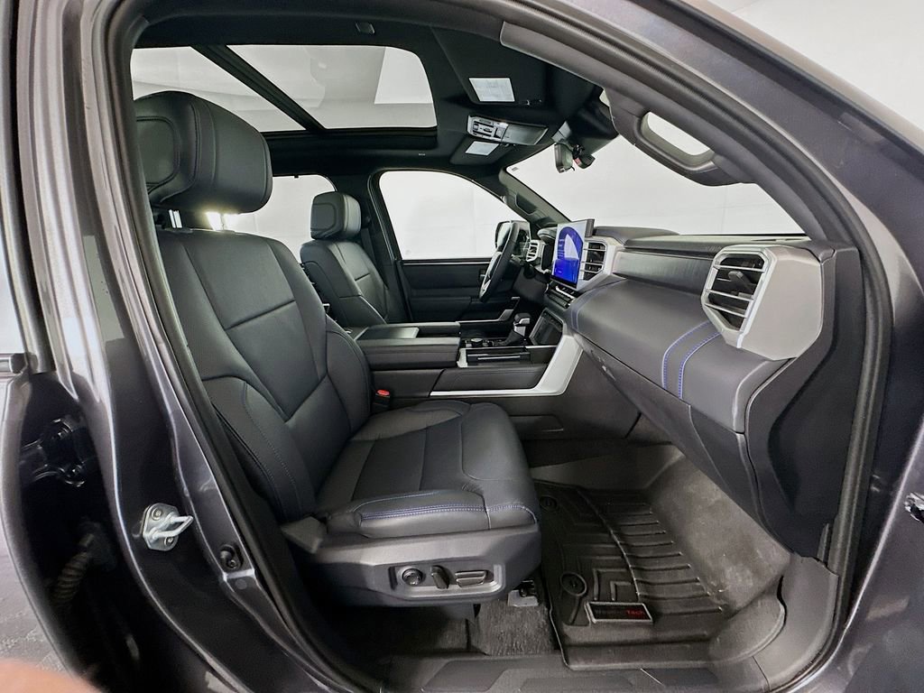 Used 2025 Toyota Tundra Platinum AWD/4WD image 29