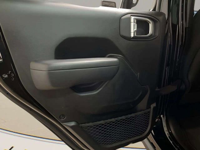 Used 2025 Jeep Wrangler Unlimited Rubicon 4xe w/ Convenience Group image 69