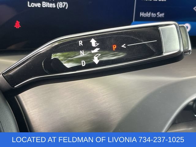 Used 2026 Cadillac Vistiq Sport w/ LPO, Floor Liner Package AWD/4WD image 16