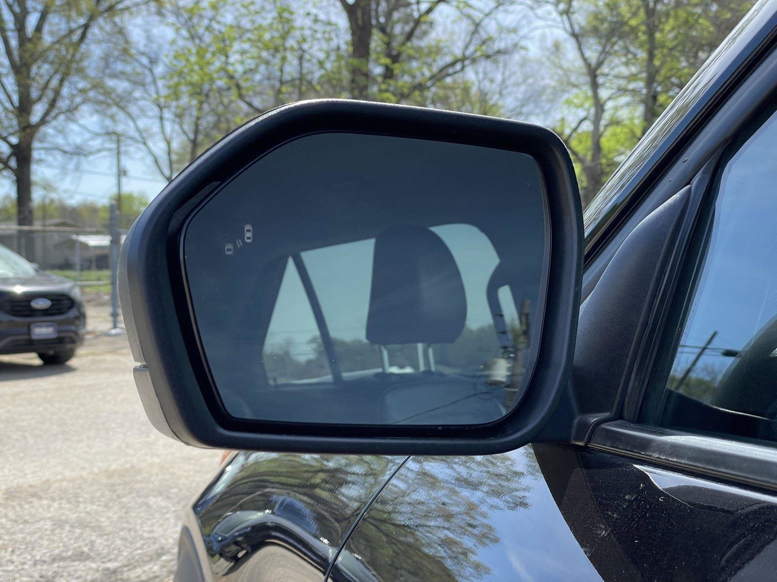 Used 2023 Ford Explorer XLT w/ Equipment Group 202A image 32