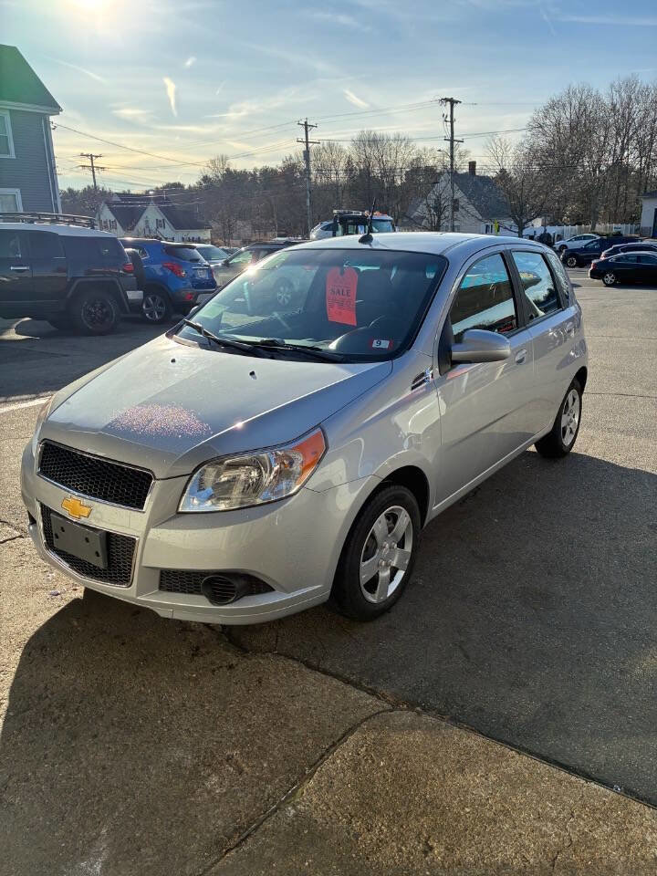 Used 2010 Chevrolet Aveo5 LS image 3