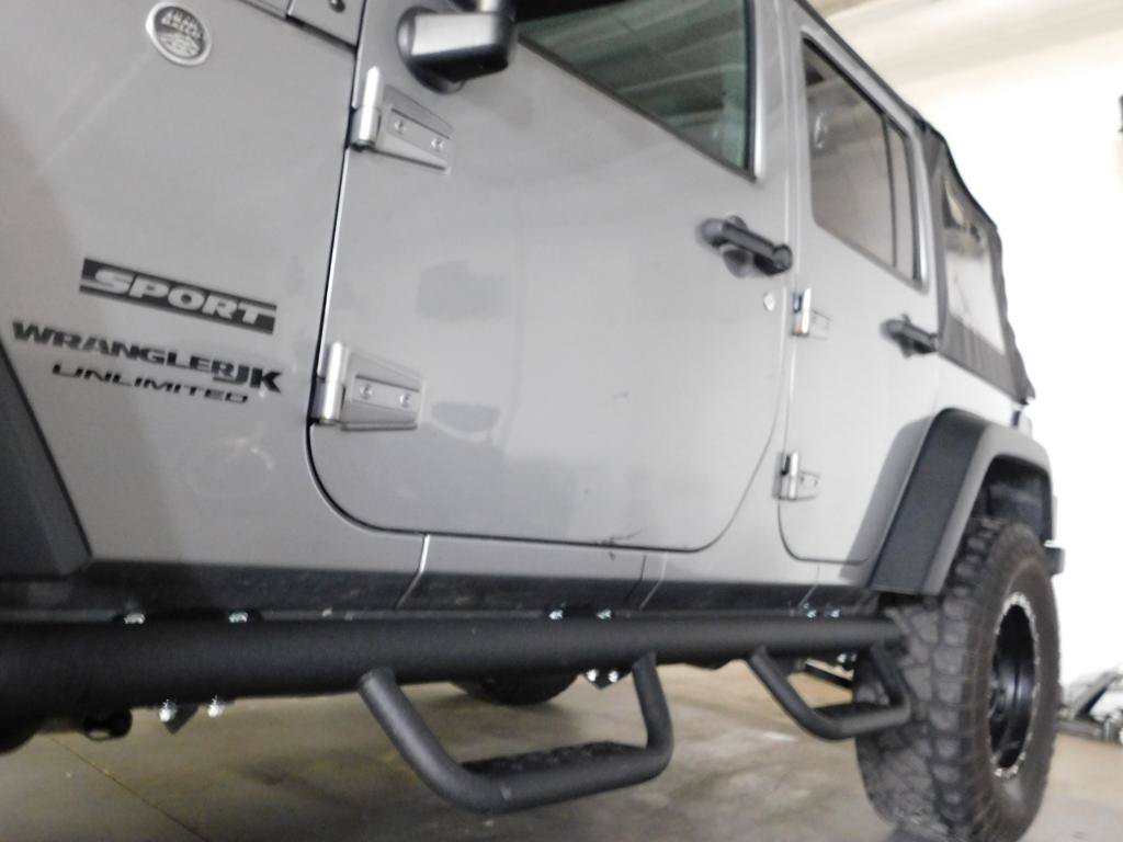 Used 2018 Jeep Wrangler Unlimited Sport S AWD/4WD image 14