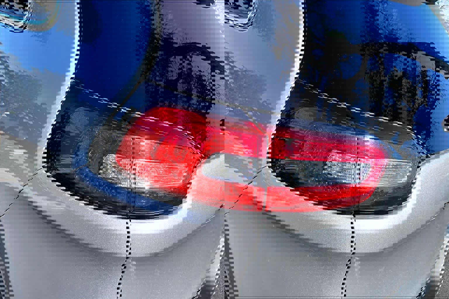 Used 2017 Jeep Cherokee Limited image 29