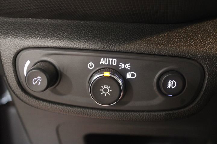 Used 2023 Chevrolet TrailBlazer LT w/ Convenience Package FWD image 37