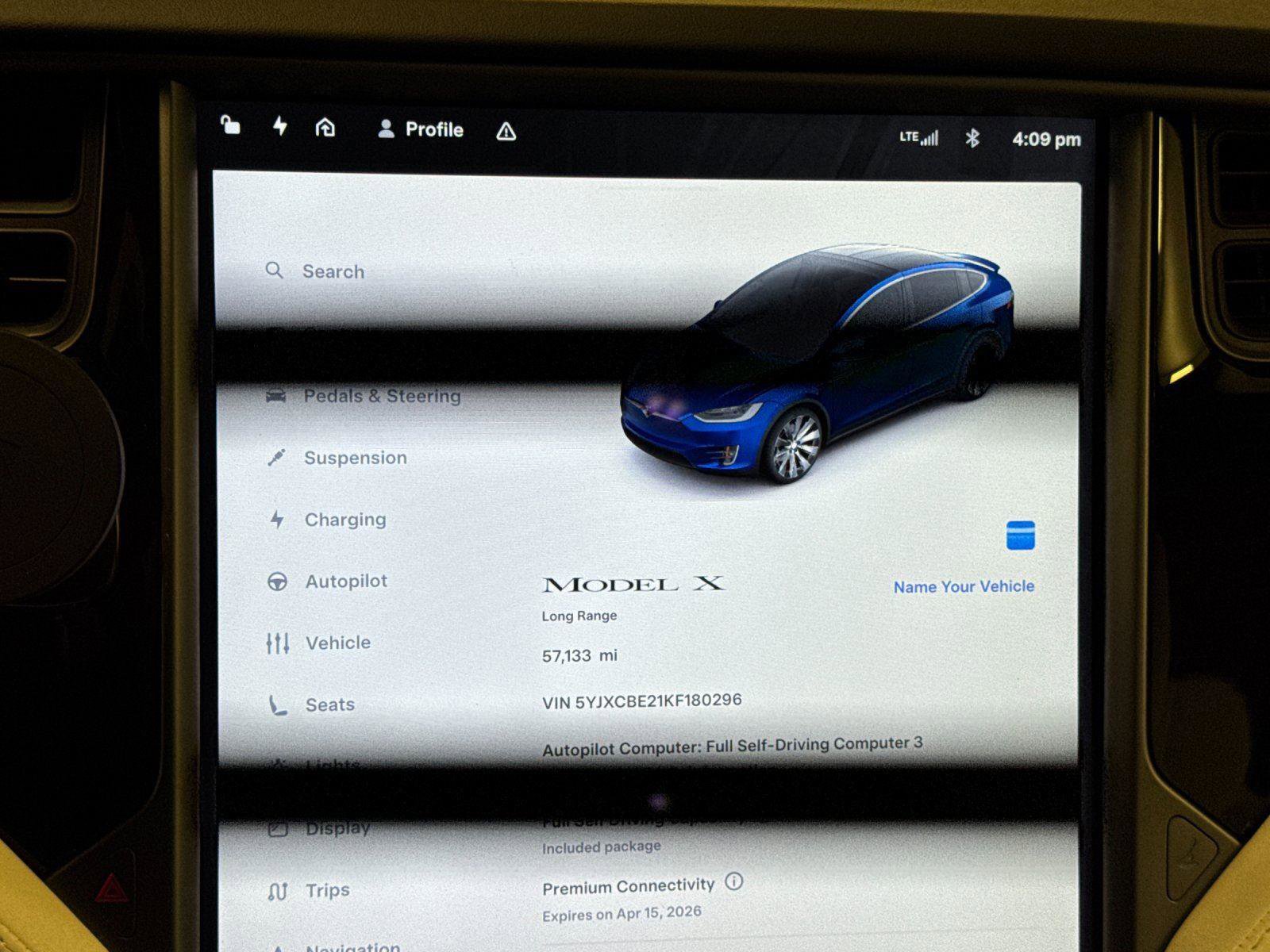 Used 2019 Tesla Model X 75D image 27