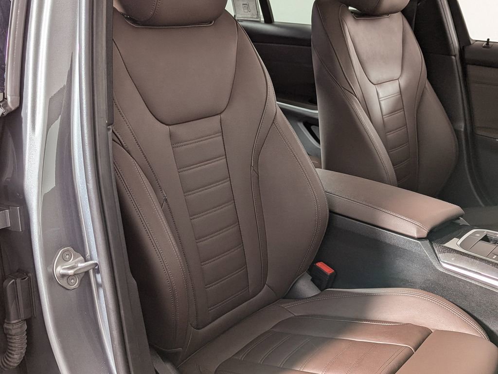 Certified 2023 BMW 330i xDrive Sedan w/ Premium Package image 25