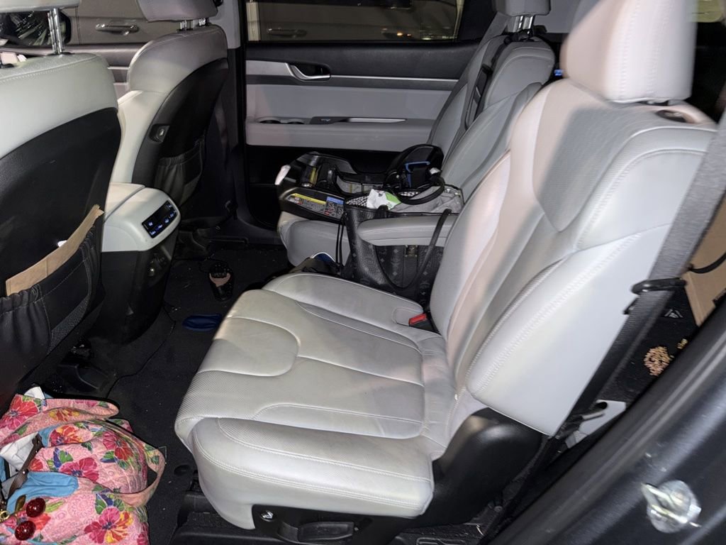 Used 2022 Hyundai Palisade SEL w/ Premium Package image 8