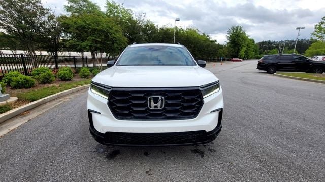 Used 2025 Honda Pilot Sport image 3
