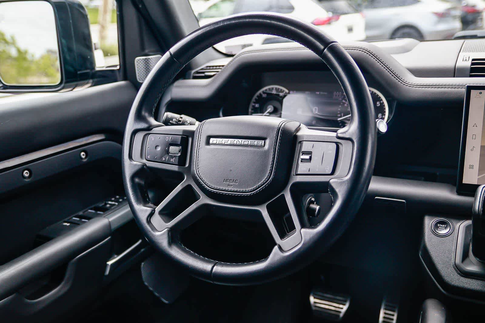 Used 2023 Land Rover Defender 130 X-Dynamic SE AWD/4WD image 14