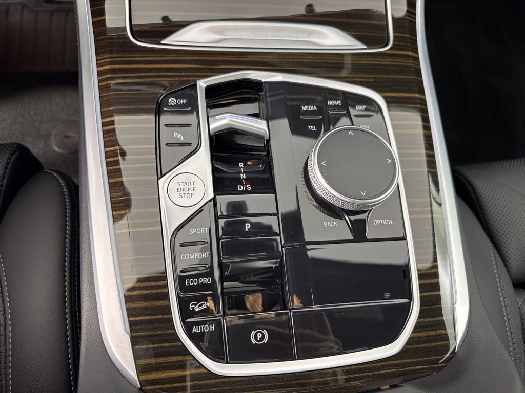 Certified 2025 BMW X5 xDrive40i w/ Climate Comfort Package image 19