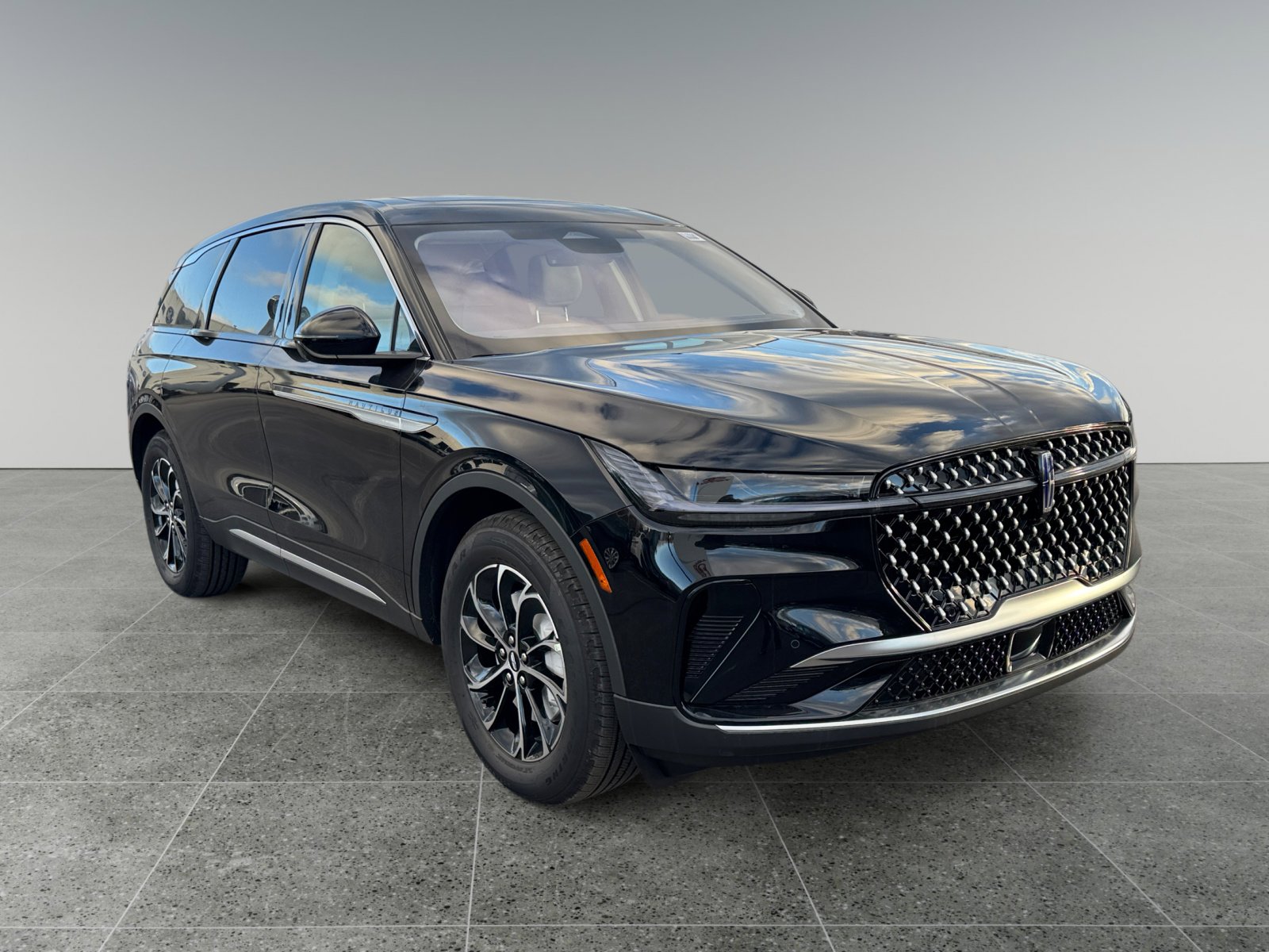 New 2026 Lincoln Nautilus Premier w/ Equipment Group 102A image 7