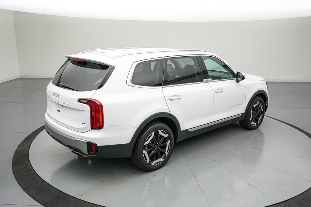 Used 2023 Kia Telluride S w/ S Sunroof Package AWD/4WD image 4