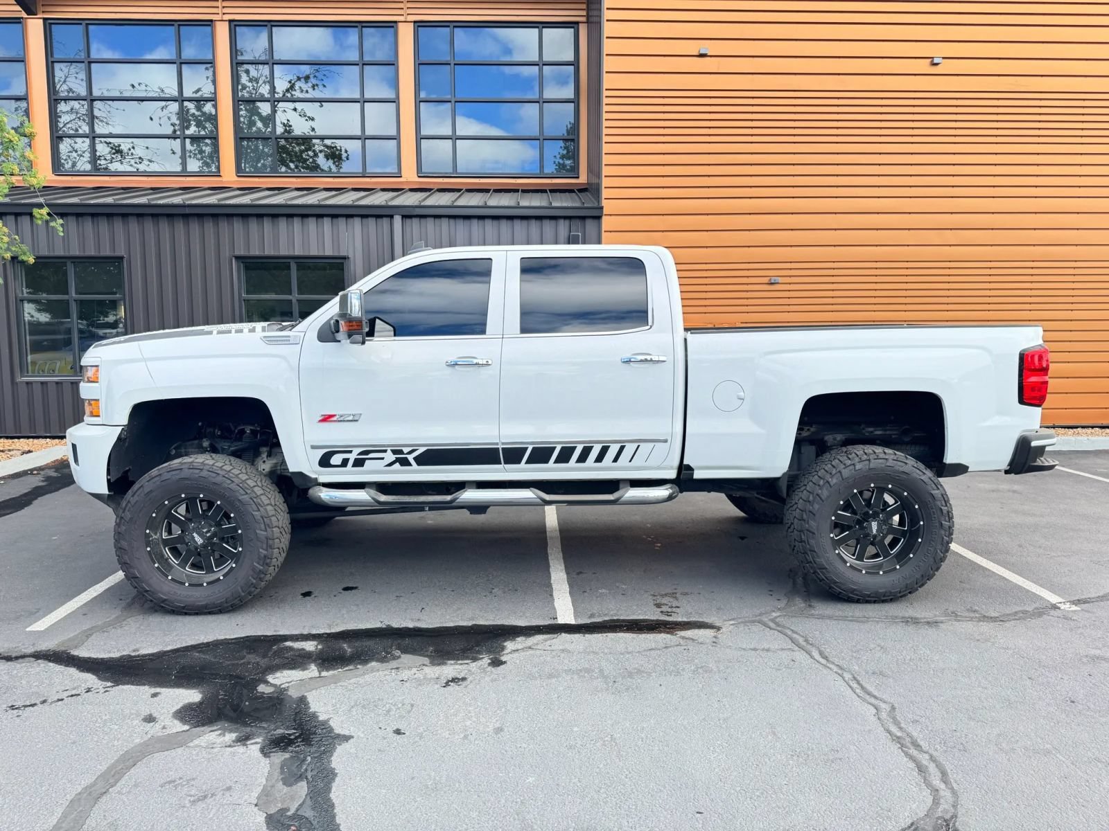 Used 2016 Chevrolet Silverado 2500 LTZ w/ LTZ Plus Package AWD/4WD image 2