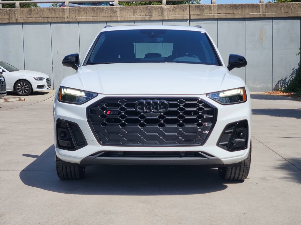 Certified 2024 Audi SQ5 Premium Plus w/ Premium Plus Package AWD/4WD image 4